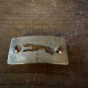 Hebilla de cinturón de primera ley vintage