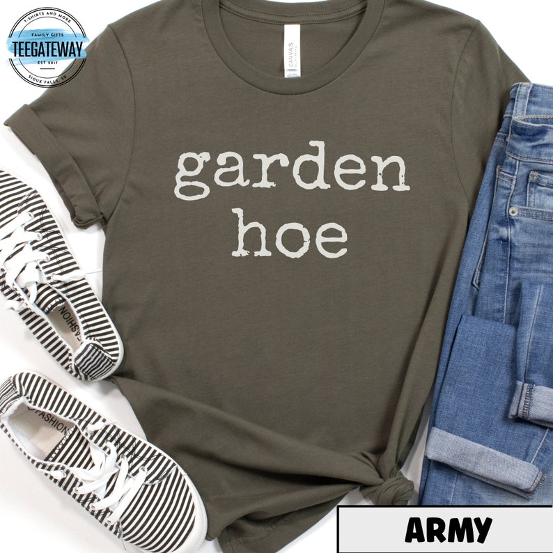 Maglietta divertente con zappa da giardino, maglietta per giardiniere, maglietta per il giardino della nonna, foresta alimentare, maglietta per il pollice verde, appassionato di giardinaggio, fattoria urbana Army