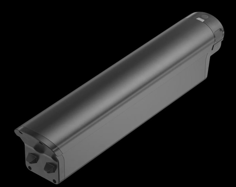 Op de afbeelding: Een donkergrijs, cilindrisch object met een rechthoekig lichaam en afgeronde uiteinden. Het object heeft een gladde, metalen afwerking en lijkt een batterij of stroomcomponent te zijn. Het heeft een kleine knop en twee zeshoekige kenmerken.