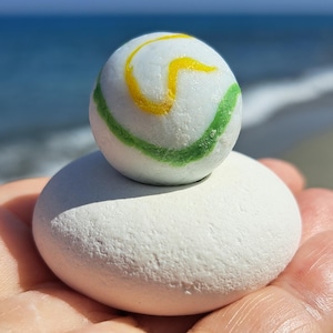 large Sea Glass Marble, 2,5 cm / 0.98 inches, Genuine Italian Sea Glass, Beach Glass Marble