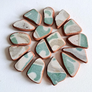 215 gr, 16 pezzi, frammenti di ceramica marina, vera ceramica marina da spiaggia, N082