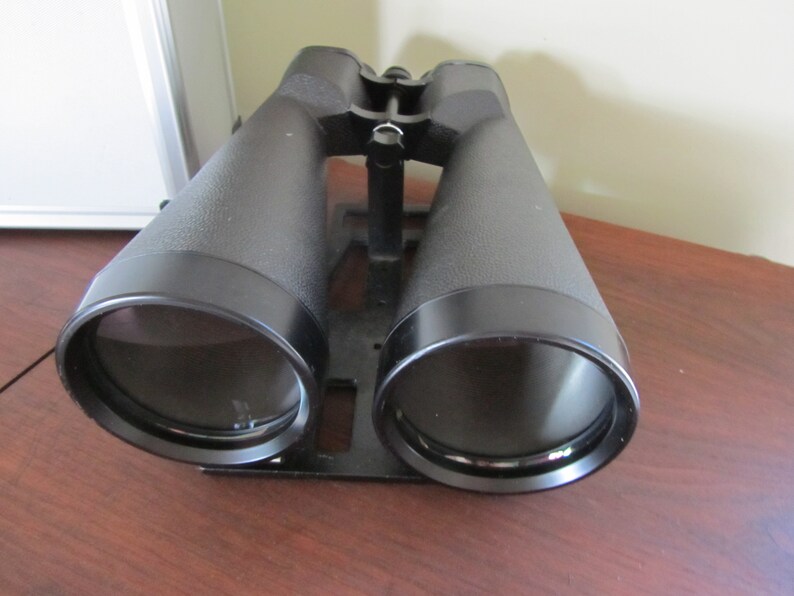25x100 binoculars