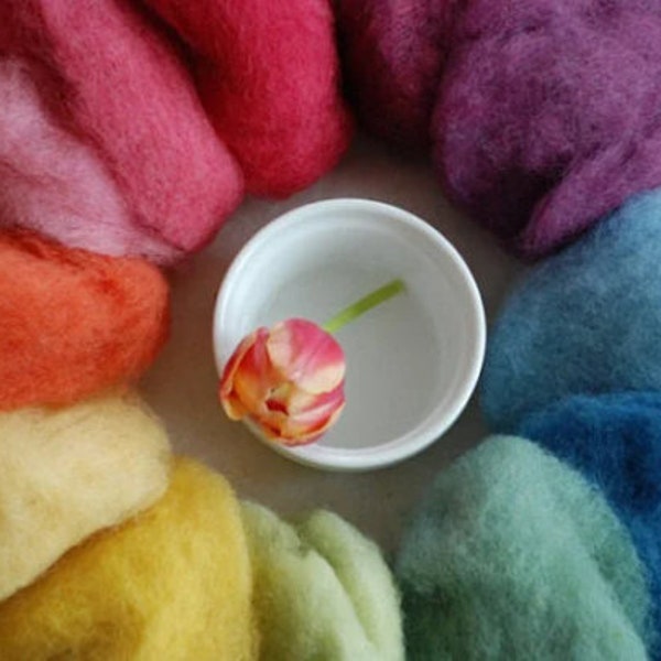 Naturally Dyed Wool Fleece MIXED BAG of 10 colours. Plant dyed fibre, plant dyed, vegetable dyed, spinning fiber, felting fibre, wool fiber