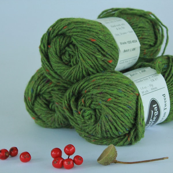 GREEN 4824 ~ Traditional Irish WOOL Tweed  ~ Aran, Donegal Tweed, Irish Tweed, Irish Yarn, Tweed Yarn, Donegal Aran Yarn, Donegal yarn