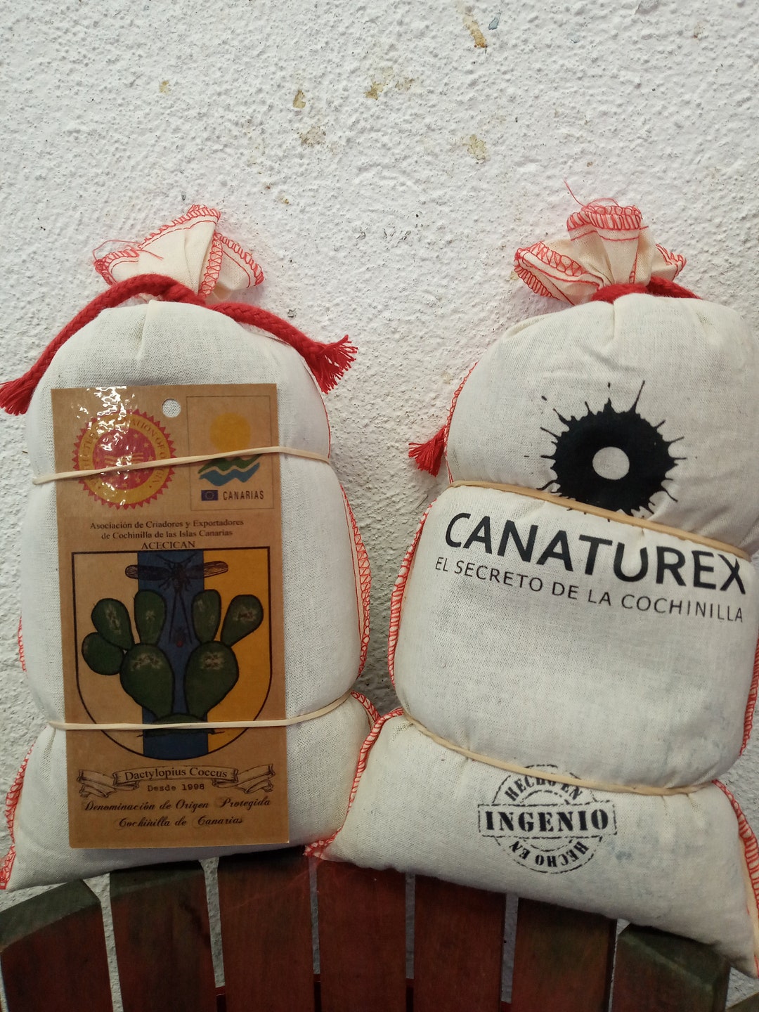 ORGANIC COCHINEAL DYE Natural Red Dye Red Dye, Natural Dye, , Silk Dye