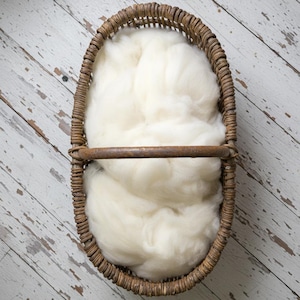 Discontinued Cashmere Fibre 16 Micron – Pure White Luxury Fibre for Spinning & Felting