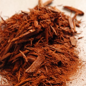 LOGWOOD DYE – Blue, Purple & Black | Natural Dye for Wool, Cotton, Silk, linen and all kinds of fibres