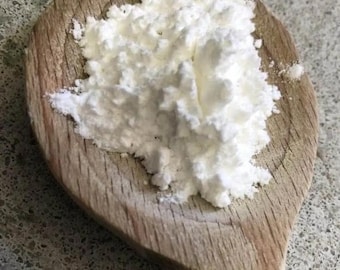 TARTARIC ACID ~ to lower PH, intensify red colour