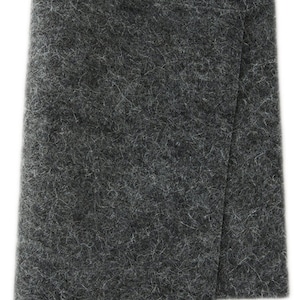 FELT 100% Wool ~ UNDYED Dark Grey ~ 1-1.2mm thick ~ Colour 641 ~ available in several sizes, felt fabric, clothing, crafting, craft
