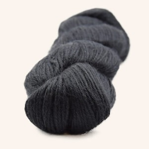 ALPACA Fino ~ BLACK ~ 100g or 3.5oz, alpaca yarn, super soft alpaca yarn, knitting yarn, crochet yarn, yarn, natural yarn, undyed yarn