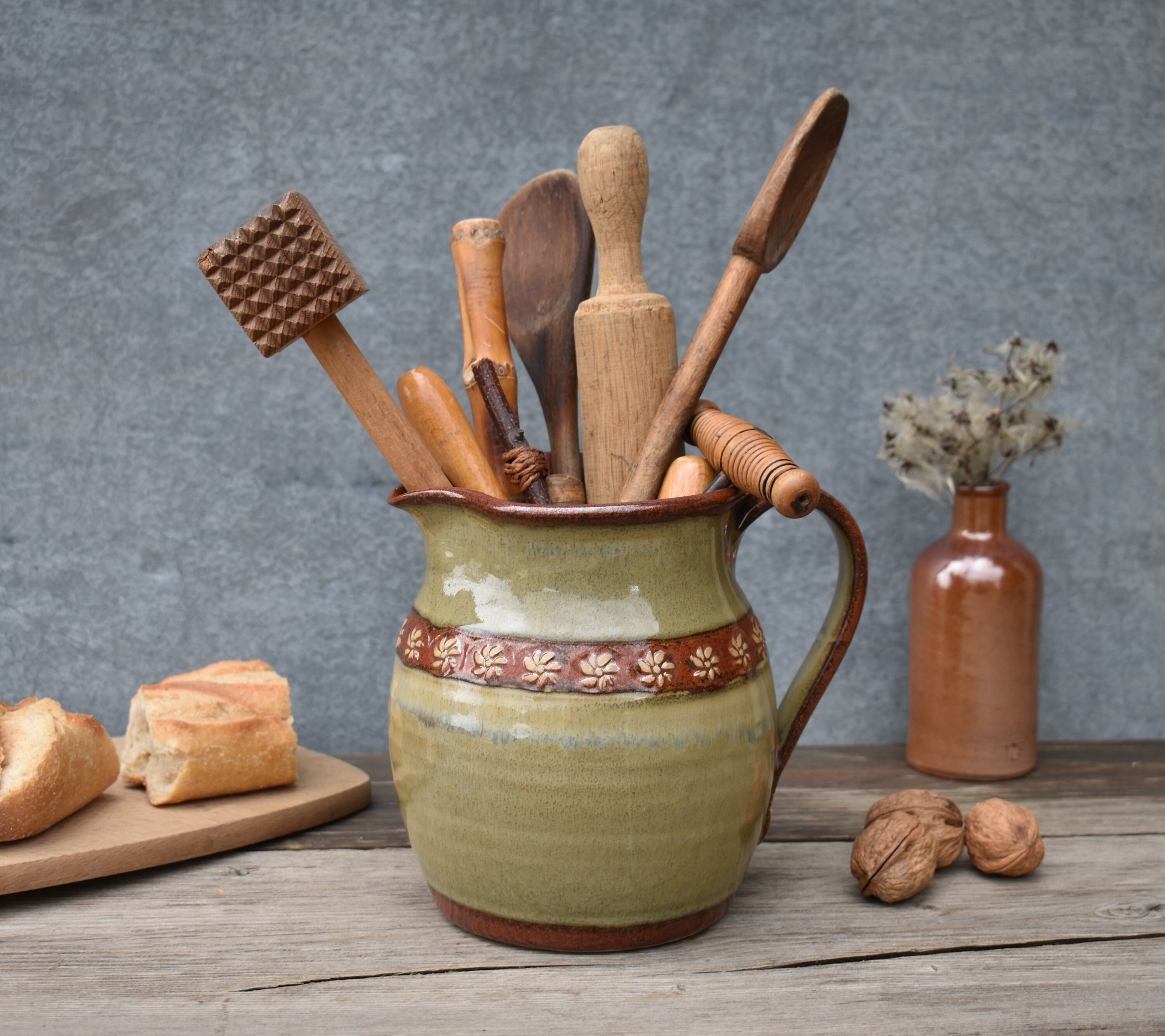 Années 1990 Français Pichet en Grès, Belle Poterie de Studio Carafe ou Cruche à Vin Grès Fait La Mai