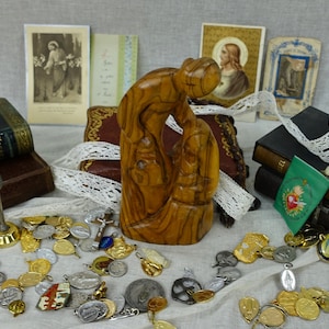 Statue de Joseph, Marie et l'enfant Jésus, Vierge sculptée à la main, Statuette de l'enfant et Joseph, Figurine religieuse en bois d'olivier, Statue de la Sainte Famille