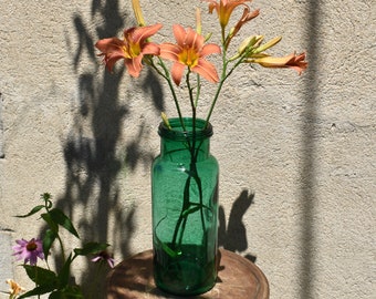 Pot à pharmacie ou à truffes en verre vert turquoise des années 1930, beau grand vase en verre vert aquatique, pot de conservation vert, bulles et imperfections