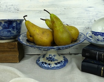 Présentoir à gâteau plus grand Creil Et Montereau, Compote motif « floral » des années 1850/70, Grand présentoir à gâteau bleu et blanc Terre de Fer.