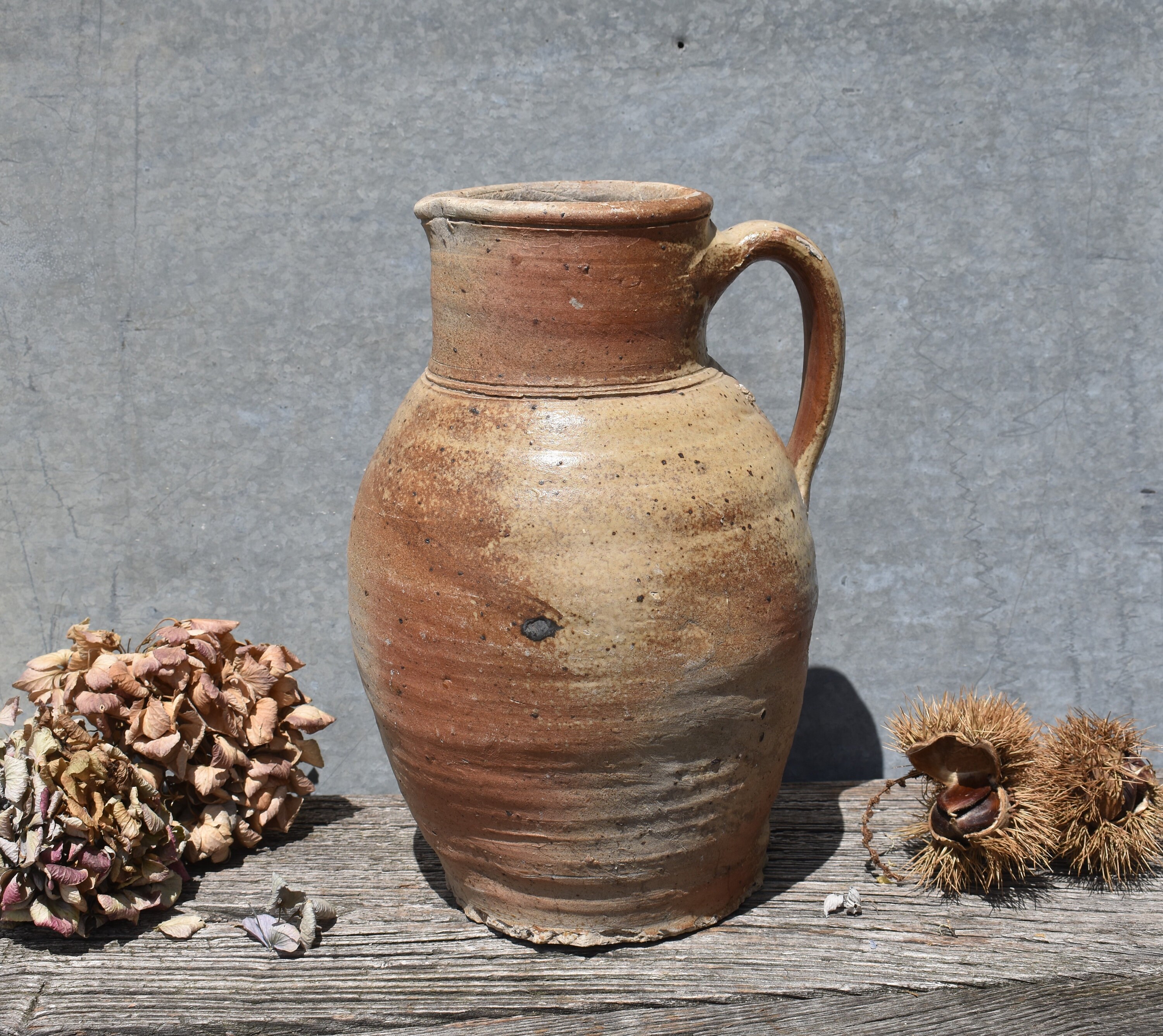 Pichet en Grès Français Des Années 1910, Pichet Mat de Ferme Primitive 11 Pouces, Gris, Beige, Glaçu