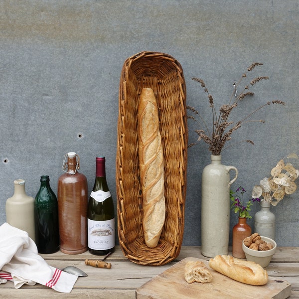French Large Wicker Baguette Basket, Authentic Ex French Bistro Well Used & Timeworn Patina Long Bread Basket, Great French Food Photo Prop!