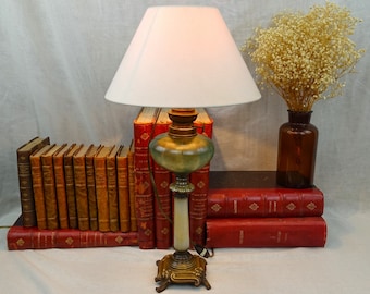 Franse tafellamp brons en marmer: art-nouveau omgebouwde olielamp