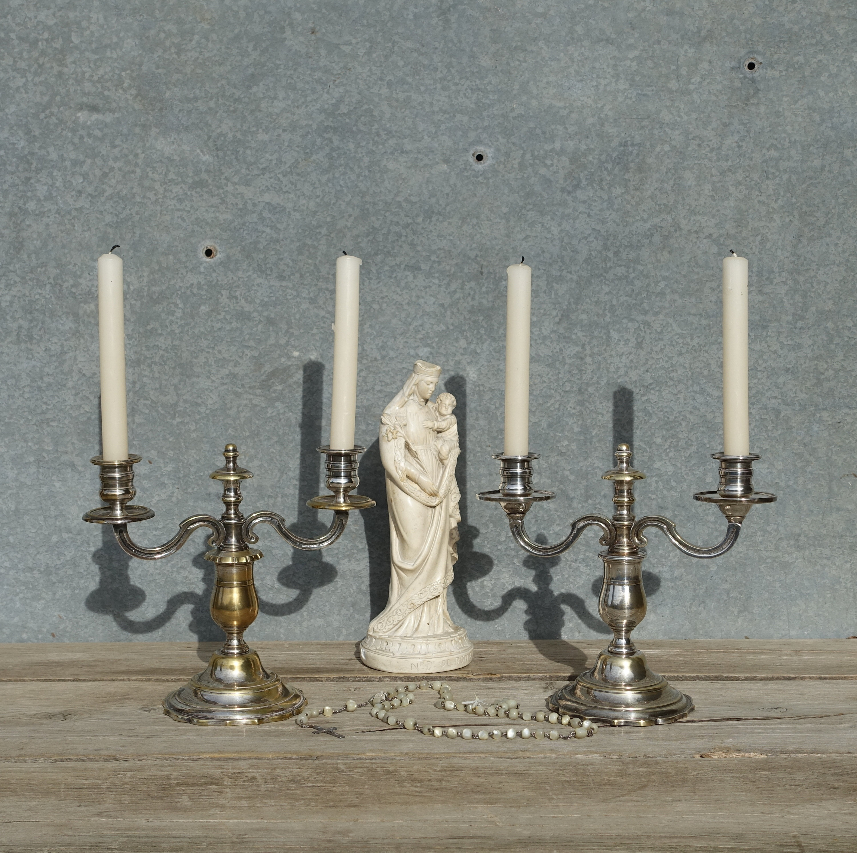 Bougeoir Vintage En Métal Argenté à 3 Cygnes – Déco Romantique