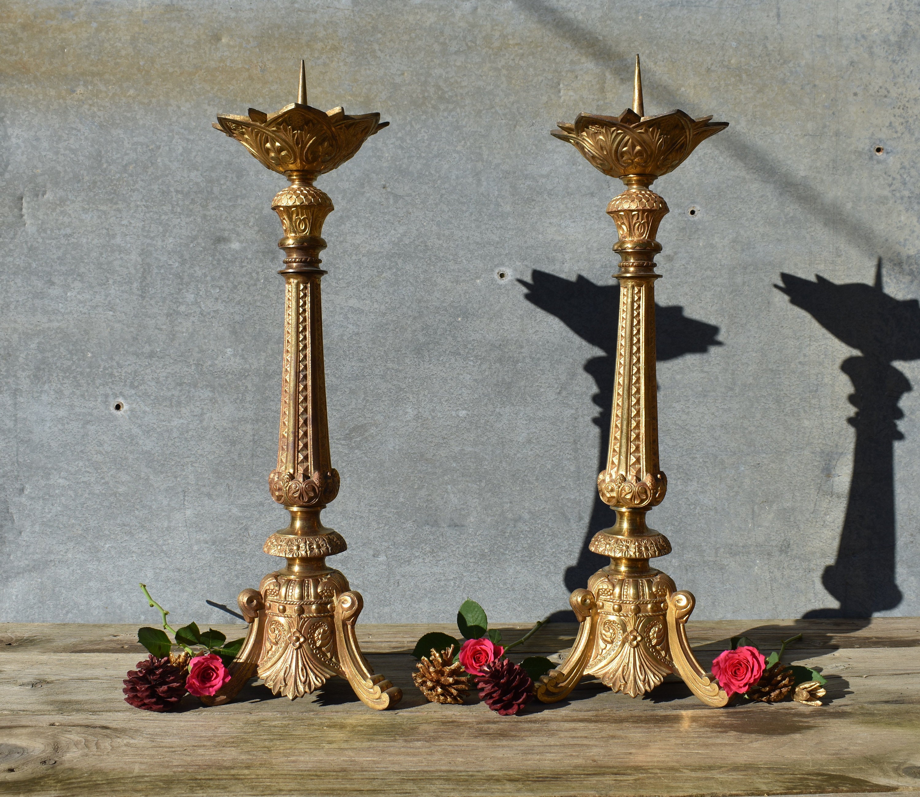 1870S Français 22 Chandeliers en Bronze, Sublime Paire Qualité Artisanal & Beau Design Lourd 14, 5 L