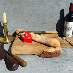 Antique French Wooden Cutting Board, Vintage French Chopping Board, Well Worn Rustic Board, Old Food Prep Board, French Farmhouse kitchen