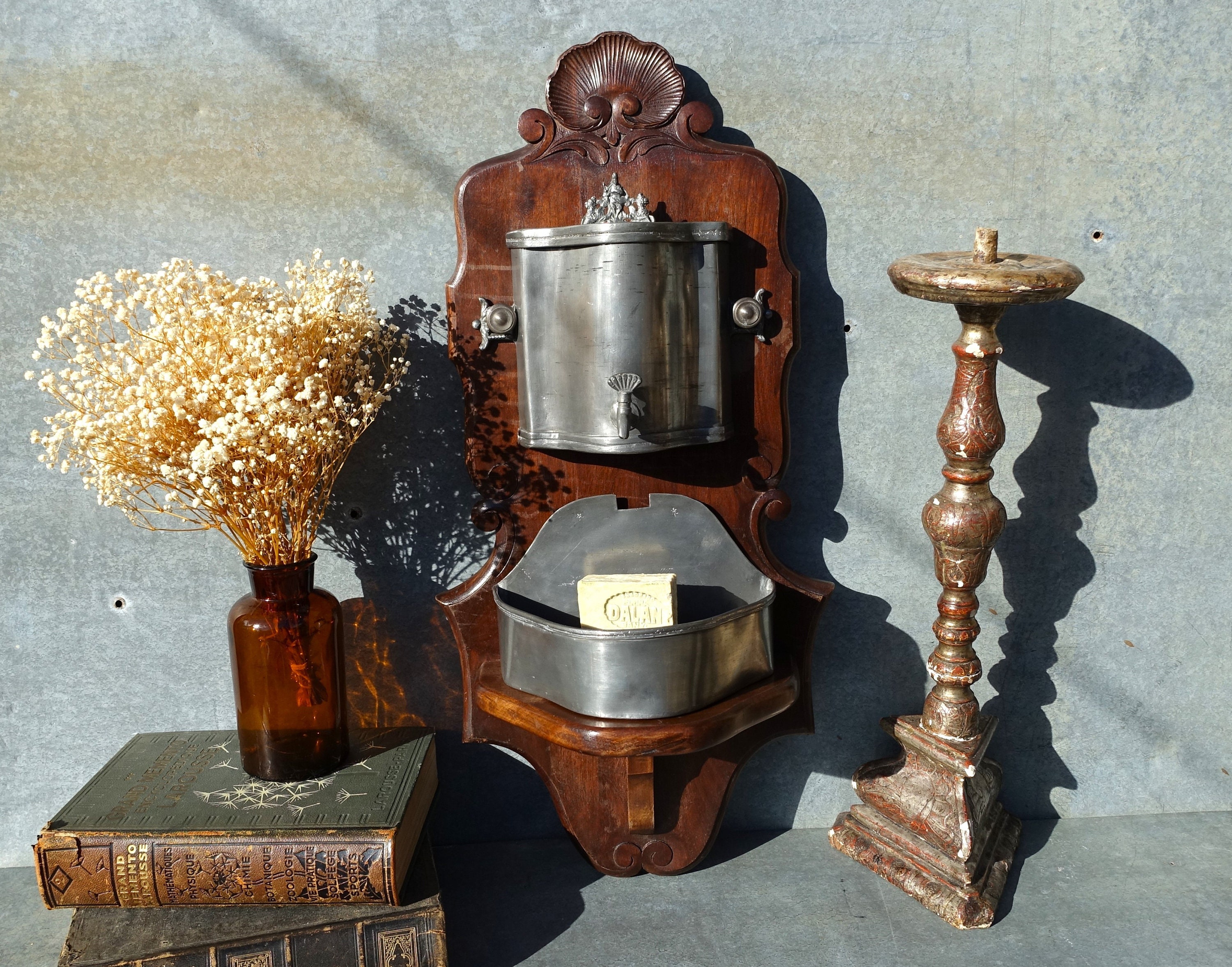 Buhard Antiquités Fontaine En étain Sur Bâtit XVIIIème - Buhard Antiquités