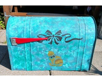 Vintage XL Huge Handpainted Cat GALVANIZED Steel Farmhouse rural mailbox USA