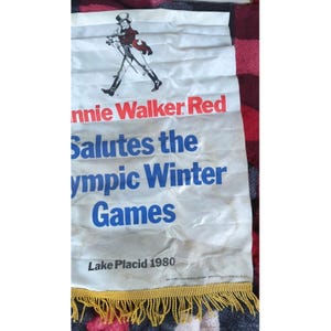 Bannière vintage Johnnie Walker Red Lake Placid pour les Jeux olympiques de 1980 image 3