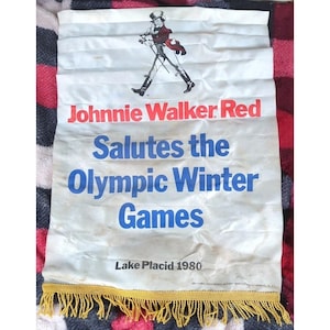 Bannière vintage Johnnie Walker Red Lake Placid pour les Jeux olympiques de 1980 image 1