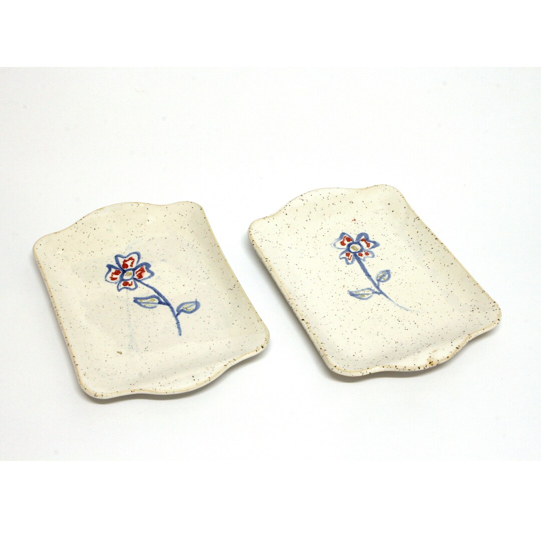 Set of 2 Ceramic Small Decorative Trays With a Freehand Colored Flower
