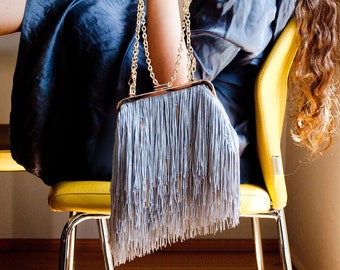 Handtas met franje / handgemaakte clutch tas / avond portemonnee handtas / zwarte handtas / minimale clutch tas