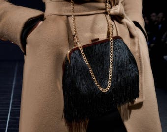 Handtas met franje / handgemaakte clutch tas / avond portemonnee handtas / zwarte handtas / minimale clutch tas
