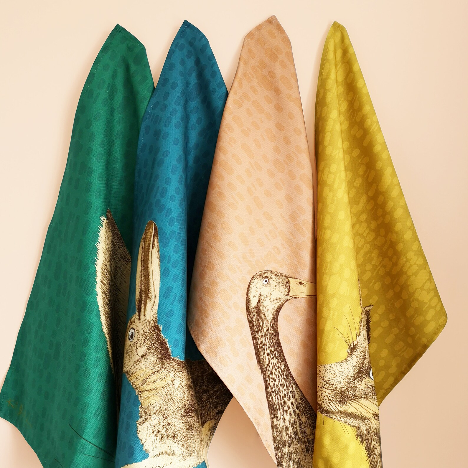 Peter Rabbit Tea Towel New Home Gift Animal Print Kitchen Towel Kitchen ...