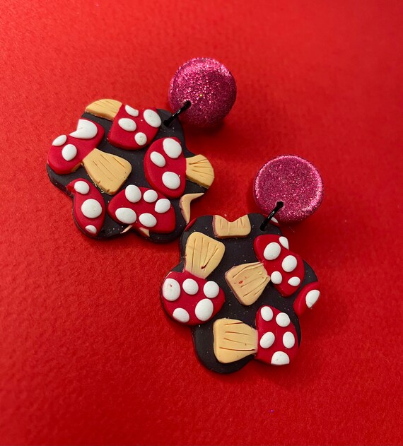 Flower Mushroom Earrings, Toadstool Floral Dangles, Witchy Vibes Fashion, Vintage Retro style, Cottagecore Goblincore Aesthetic, Fairycore