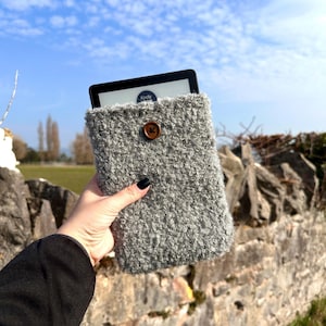 Kindle case Kobo case Book lover gift Kindle paperwhite case Kindle sleeve Book club gift Kindle accessories Kindle skin Book wallet