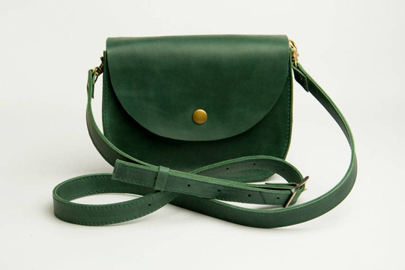 green travel shoulder bag