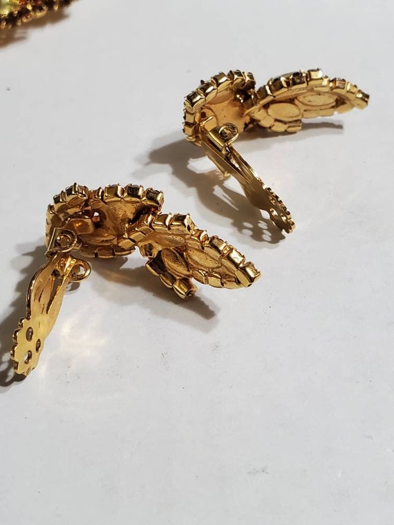 Mid Century Brooch and Earring Set - Brooch Needs… - image 8