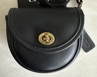 Coach Vintage Black Mini Turnlock Crossbody Convert Belt Bag Coach Vintage Black Mini Turnlock Crossbody Convert Belt Bag