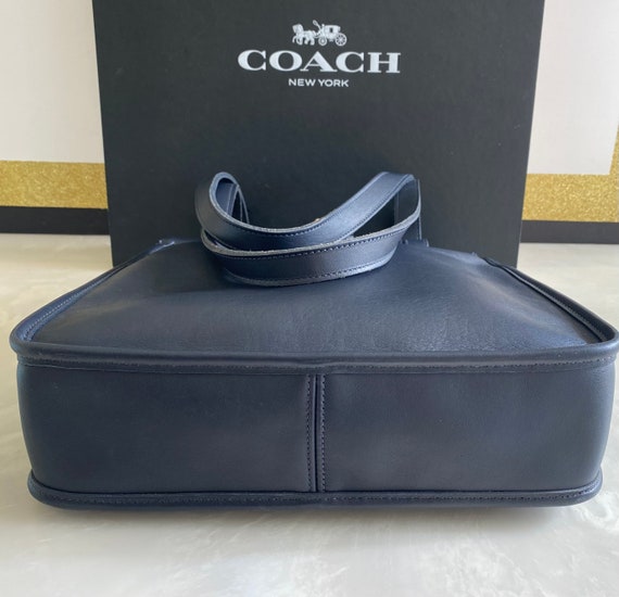 New Coach Vintage Navy Blue Leather Weston Should… - image 4