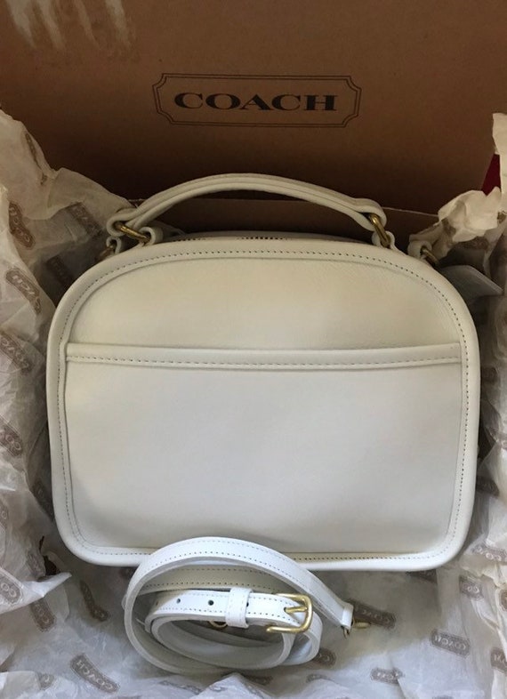 coach lunch box bag