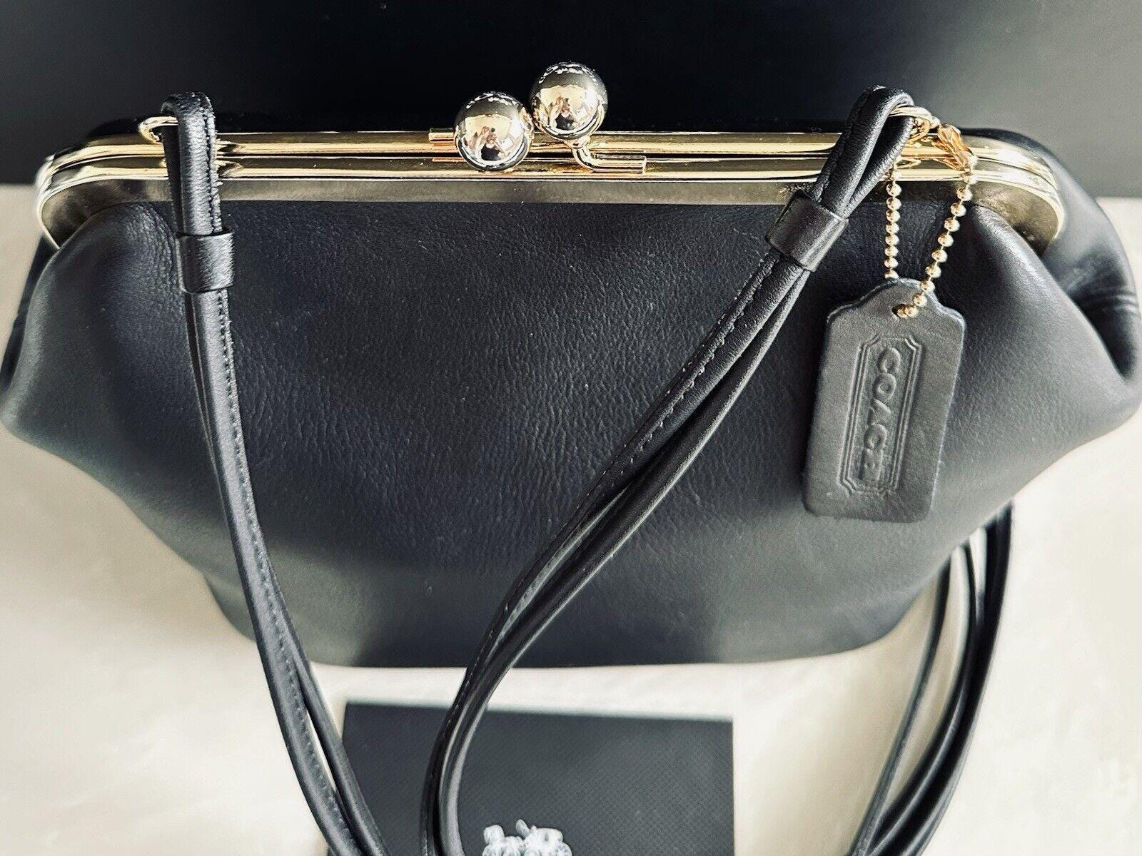 Coach Vintage LTD Black Lindy Kisslock Frame Swing Bag 9003