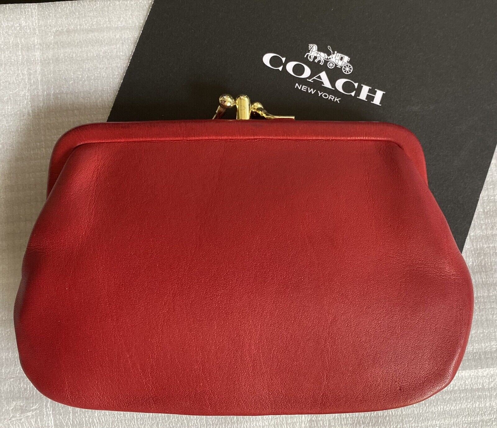小物 Vintage Coach Kiss Lock Coin Case Red Coach Soft Red Leather Puffy Kisslock Coin Pouch Purse