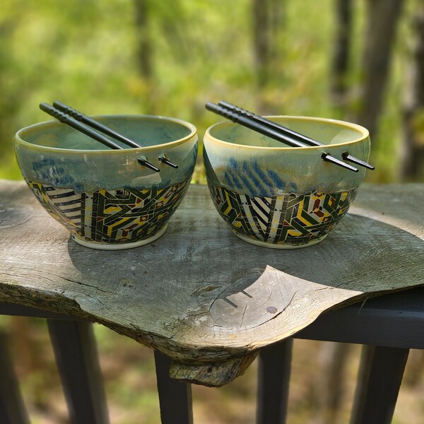 Set of 2 Handmade patterned noodle bowls, chopsticks, soup, stir fry rice bowl, hold appx 4 cups, FREE SHIPPING