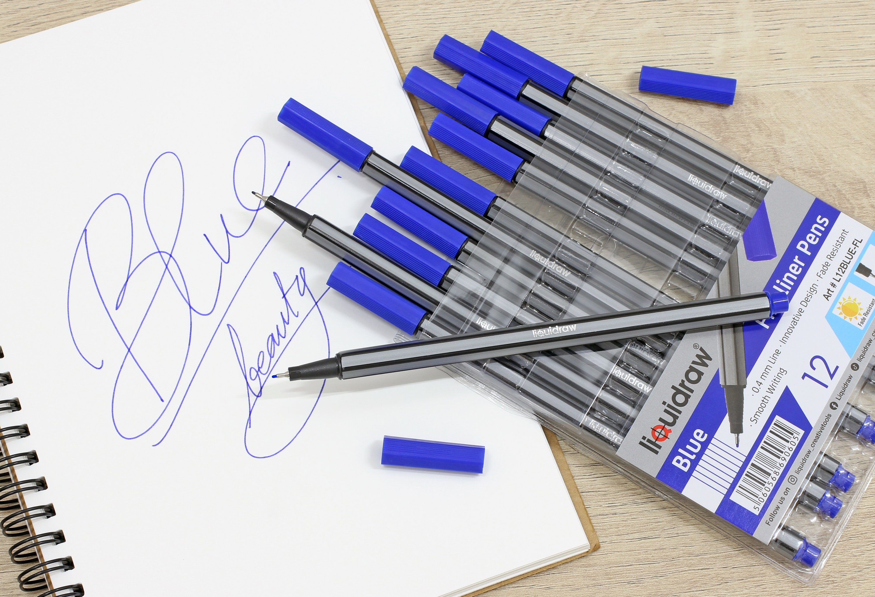 Svalor Penne a punta fine, Penne a punta fine Micron da 12 pezzi Nere con 12 diverse larghezze di linea, Penne da disegno per artisti, Penne a punta