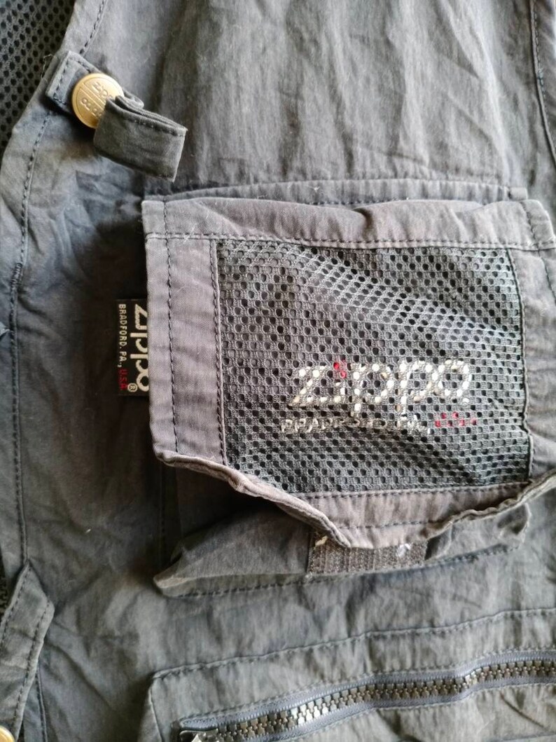 Zippo Vest Black Colour Good Design Branded Button Clip Many Pocket Design Medium Size Japanese Brand Fishing Outdoor