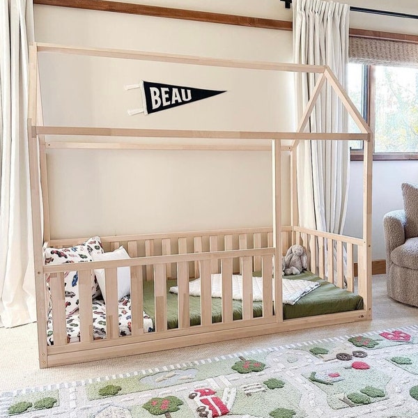 Cama para niños de tamaño personalizado / Cama de piso Montessori hecha a mano / Selección de cuna a rey, camas Teo de madera certificada FSC