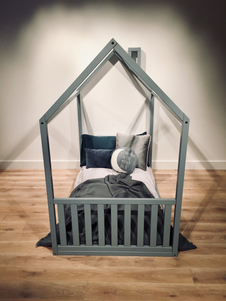 Nursery bed Frame bed Play house House bed Bed home Home bed Kid bed Baby bed Gift Toddler bed WITH 2 FENCES