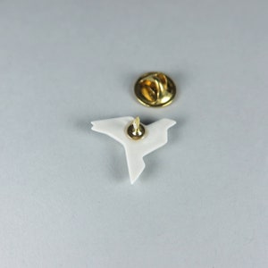 PORCELAIN ORIGAMI DOVE/Origami dove ceramic pin/Origami mens lapel pin/Dainty Wedding lapel pin/Porcelain lapel pin button/Groom lapel pin zdjęcie 3