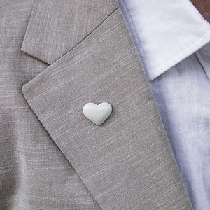 HERZ KLEINE PIN/Herren Anstecknadel/Porzellan Anstecknadel/Herz Anstecknadel/Herz Anstecknadel/Herz Hochzeit Bräutigam Anstecknadel/Herz Keramik Anstecknadel