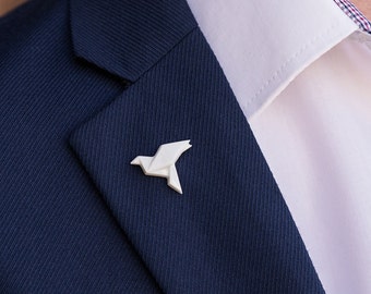 PORCELAIN ORIGAMI DOVE/Origami dove ceramic pin/Origami mens lapel pin/Dainty Wedding lapel pin/Porcelain lapel pin button/Groom lapel pin