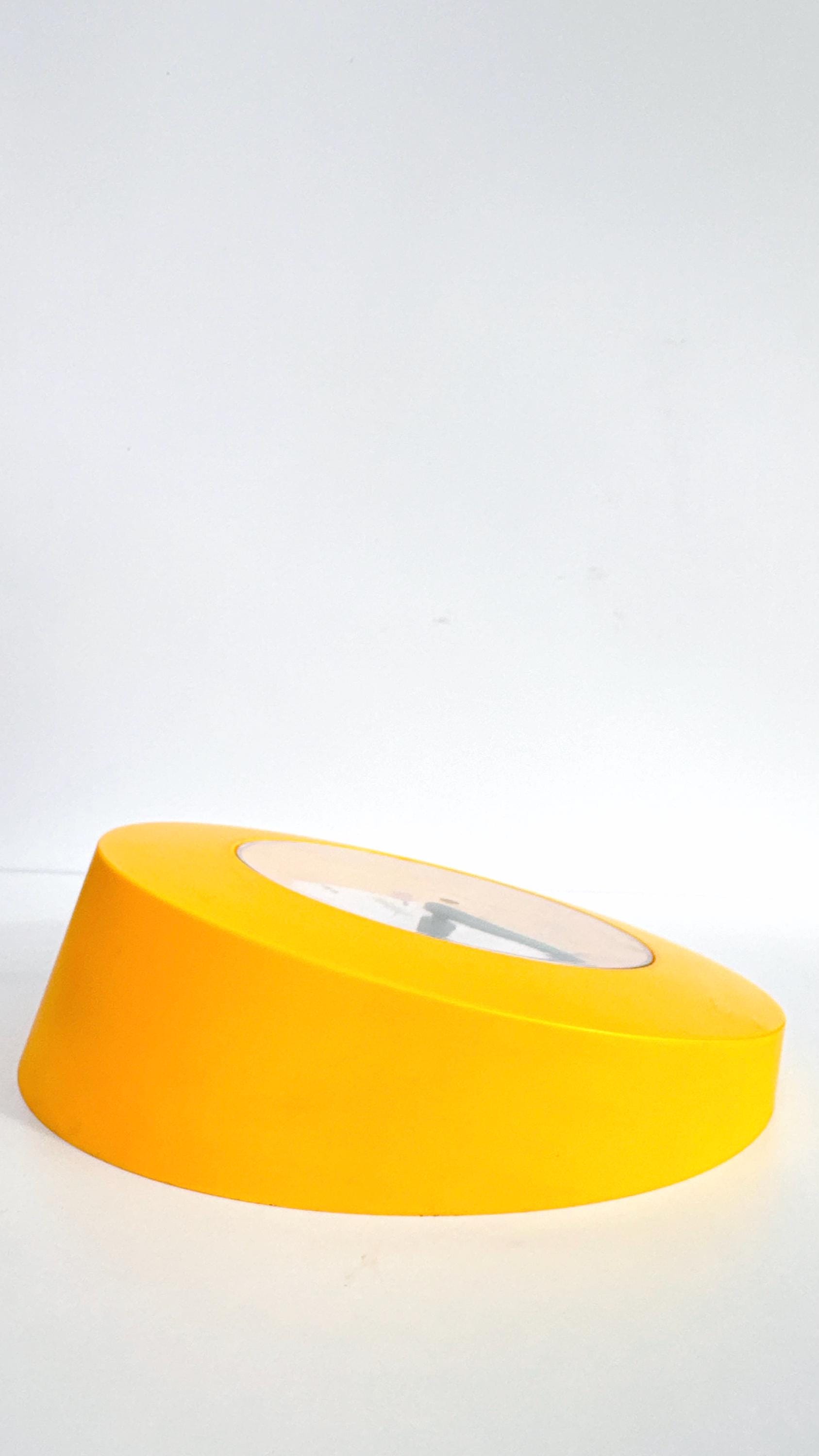 ヴィンテージ IKEA KVARTA 掛け時計 – 80 年代のポストモダンな